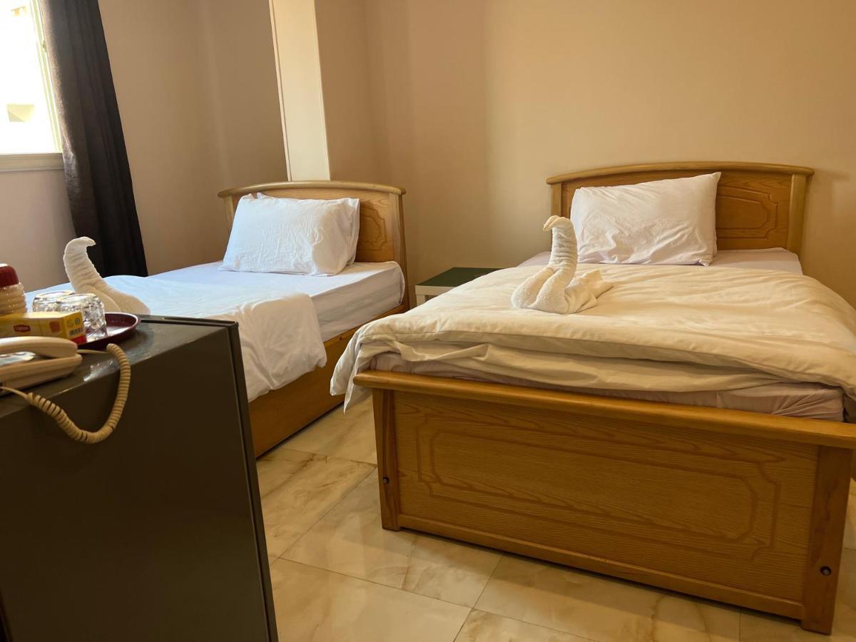 Grand Pyramids View Hotel Kairo Exterior foto